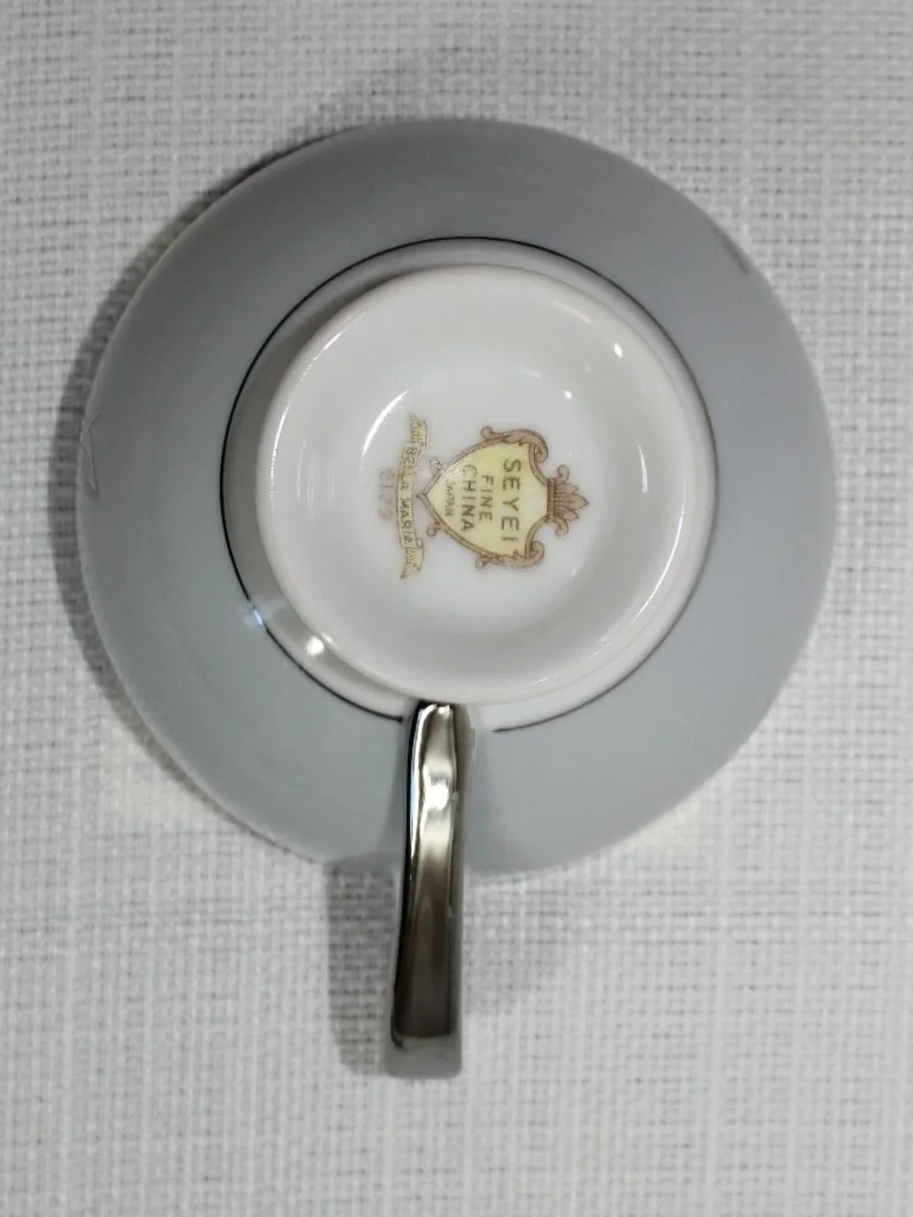 Seyei 'Bella Maria' Gray/White/Silver/Floral Set of (2) Teacups & Saucers